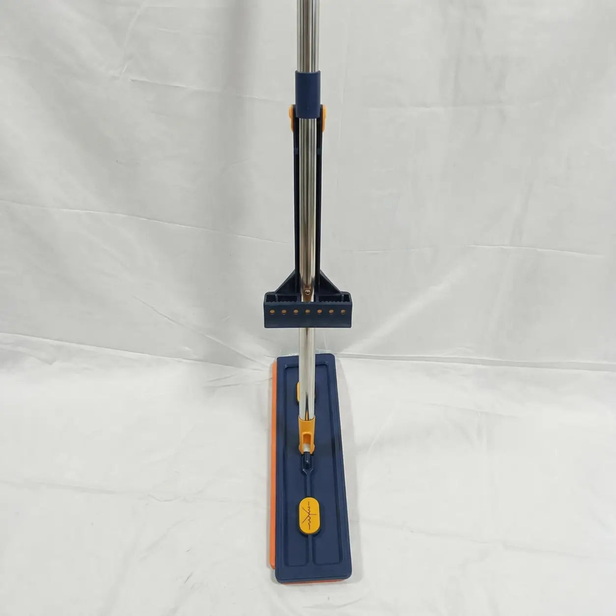 SpinClean™ | Balai serpillière Rotative Avec Système D’essorage Intégré